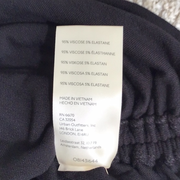 FREE PEOPLE Side Ruched Skirt. Size XS - Picture 5 of 7